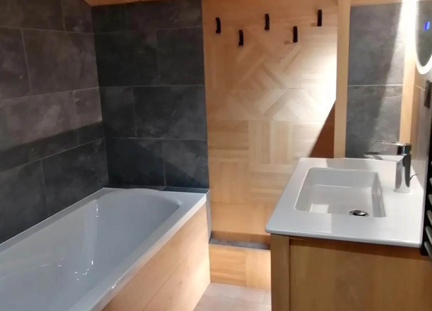 Chalet Du Bief , Morillon 4-6 Pers 0*,  France